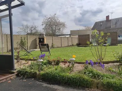 Jardin de l'établissement Maison proche du Mont Saint Michel (10mn) 4/5 pers