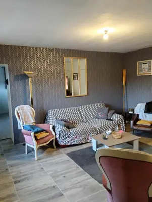 Coin salon dans l'établissement Maison rénovée