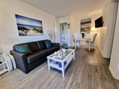 Coin salon dans l'établissement Charmant 2 pièces à deux pas de la mer