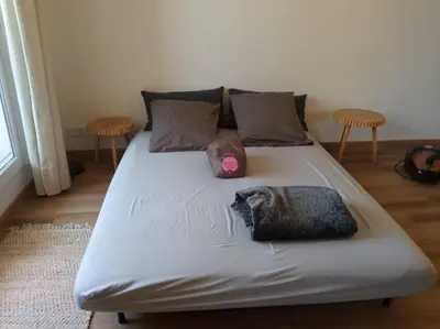 Un ou plusieurs lits dans un hébergement de l'établissement A 50 m de la plage, appartement de 35 m2 : Les pieds salés
