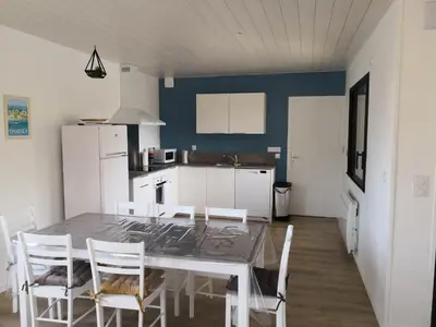 Cuisine ou kitchenette dans l'établissement Gîtes des Embruns