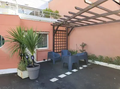 Plan de l'établissement Le cours Donville, appart neuf à 100m de la mer