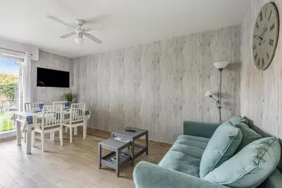 Télévision ou salle de divertissement dans l'établissement Appartement Paroco - Welkeys