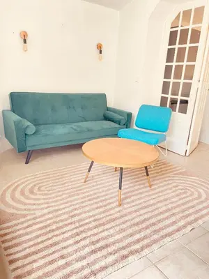 Coin salon dans l'établissement Maison le havre des marées