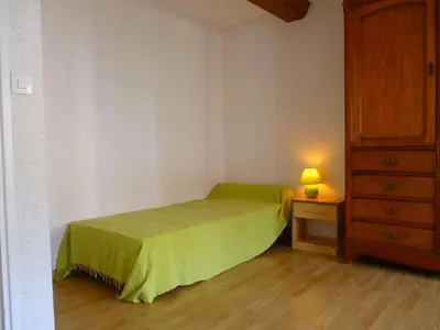 Un ou plusieurs lits dans un hébergement de l'établissement Maison ancienne entièrement rénovée pour 5 personnes