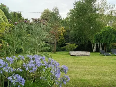 Jardin de l'établissement Relais de Moidrey