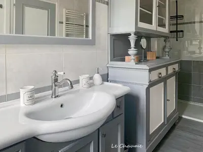 Cuisine ou kitchenette dans l'établissement Le Chaume