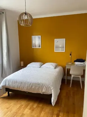 Un ou plusieurs lits dans un hébergement de l'établissement Appartement 3 Chambres lumineux Caen hyper CENTRE