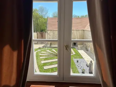 Jardin de l'établissement la Bastide du Laizon & Spa