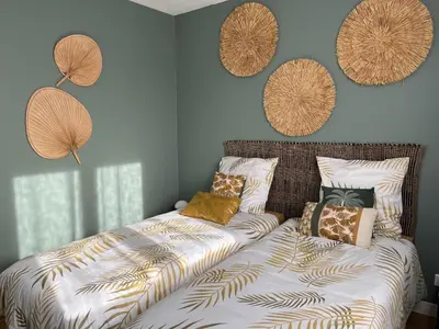 Un ou plusieurs lits dans un hébergement de l'établissement Maison à 700m de la plage