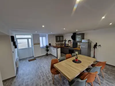 Cuisine ou kitchenette dans l'établissement Gîte à 1,9 km du Mont St Michel