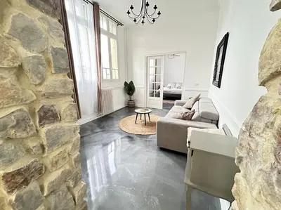 Coin salon dans l'établissement Élégant*Epoxy*Design&Décor
