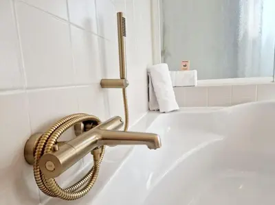 Salle de bains dans l'établissement Le Panoramique