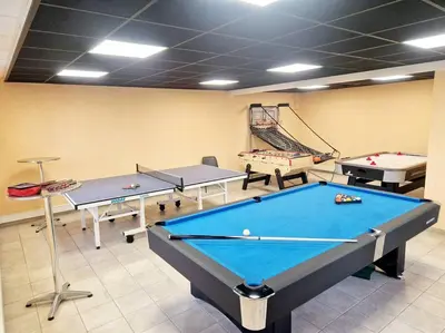 Billard dans l'établissement L'Instant Détente