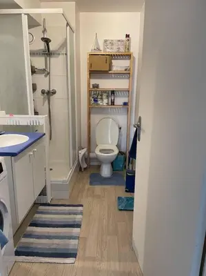 Salle de bains dans l'établissement Appartement le Kingsbridge