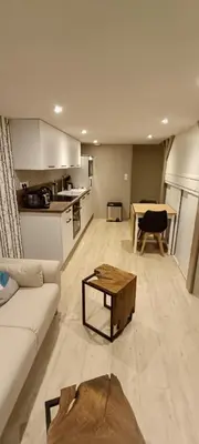 Cuisine ou kitchenette dans l'établissement Antares - SILS --- 2 chambres séparées en mezzanine