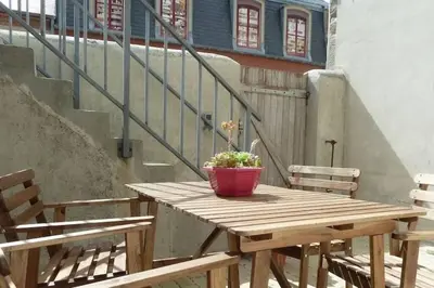 Balcon ou terrasse dans l'établissement Les Aigrettes, en plein centre, à 200m de la plage