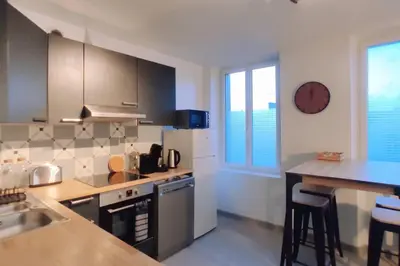 Cuisine ou kitchenette dans l'établissement The Gast-House : Family