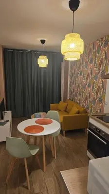 Coin salon dans l'établissement Nid douillet en Suisse Normande