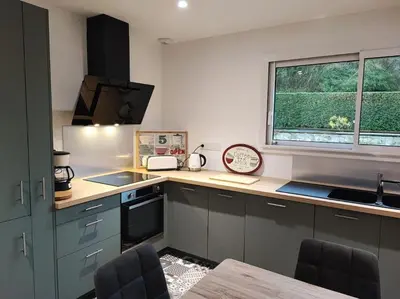 Cuisine ou kitchenette dans l'établissement Chez Mémère