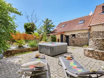Jardin de l'établissement Holiday Home Le Hamelinet by Interhome