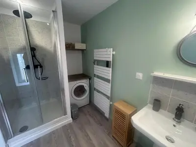 Salle de bains dans l'établissement Le Pré Lassé