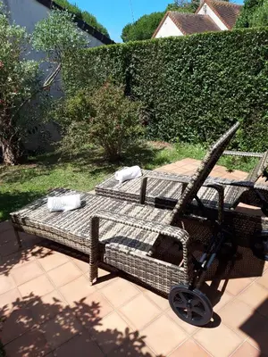 Jardin de l'établissement Escapade mer en Normandie