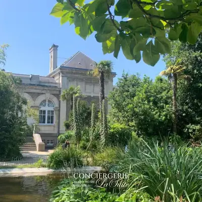 Jardin de l'établissement Le Calypso
