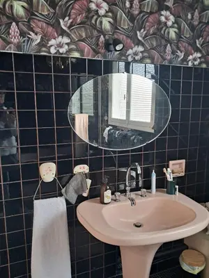 Salle de bains dans l'établissement Chez Toinette
