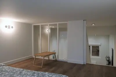Plan de l'établissement Appartement mezzanine contemporain hypercentre Caen - chez Jannie