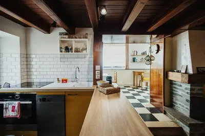 Cuisine ou kitchenette dans l'établissement La Maison du Pêcheur