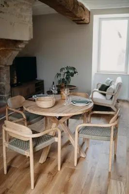 Coin salon dans l'établissement Le Clos d'Omaha - Suites luxueuses à 5 min d'Omaha Beach