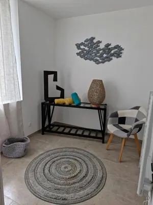 Plan de l'établissement HÔTEL Le 6 3 Home PORT EN BESSIN Parking privé gratuit