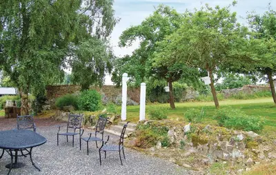 Jardin de l'établissement Holiday Home Château De Bremesnil P-836