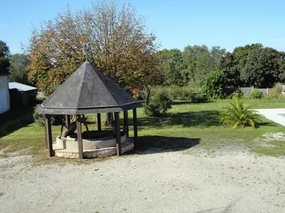 Plan de l'établissement Les Grandes Landes - Piscine privée - Grand jardin