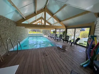 Piscine de l'établissement Le Cap Ouest ou située à proximité