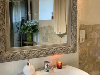 Salle de bains dans l'établissement Holiday home Haras du Ry