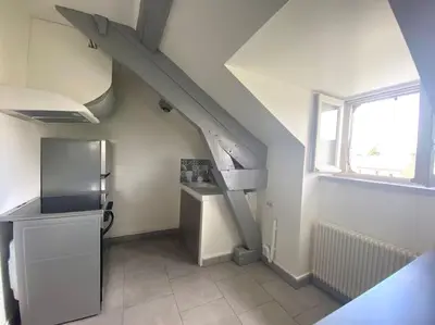 Cuisine ou kitchenette dans l'établissement apt cozy refait à neuf à 5min du centre ville