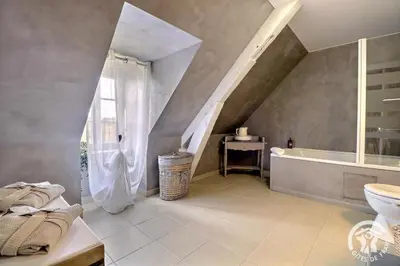 Salle de bains dans l'établissement La gentilhommiere