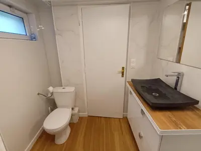 Salle de bains dans l'établissement Studio cosy 2 à 4 pers parking privé