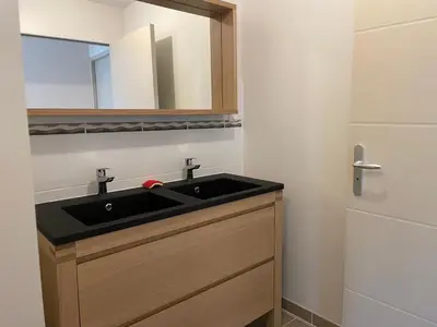 Salle de bains dans l'établissement A 15km du Mont-Saint Michel