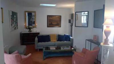 Coin salon dans l'établissement L'Atelier