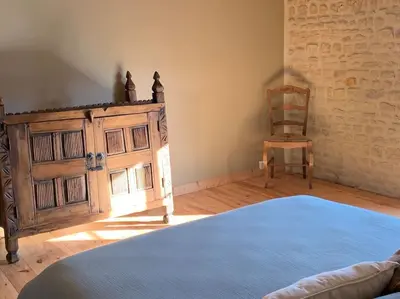 Un ou plusieurs lits dans un hébergement de l'établissement Gîte de groupe agritourisme 3 gîtes mitoyens 25 couchages Convivialité et intimité