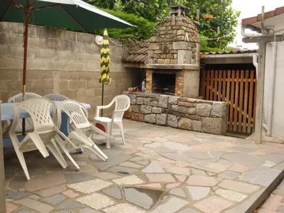 Terrasse ou espace extérieur de l'établissement APPARTEMENT AVEC TERRASSE ET BARBECUE