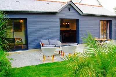 Jardin de l'établissement Le petit gîte de Cancale, Saint-Malo, Bretagne