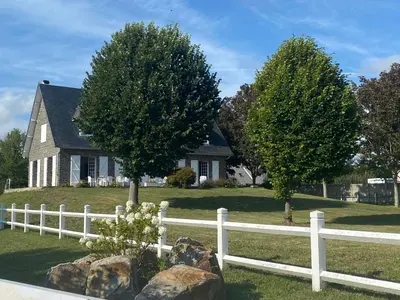 Jardin de l'établissement La Belle Etoile - Maison avec grand jardin