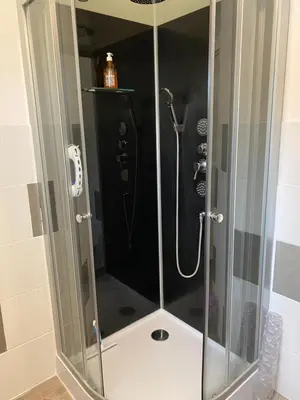 Salle de bains dans l'établissement La Longère