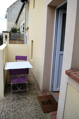 Balcon ou terrasse dans l'établissement Chez Fabienne, maison avec petite terrasse privée