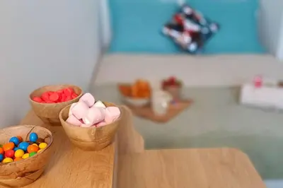 Un ou plusieurs lits dans un hébergement de l'établissement Appartement neuf - 3 chambres - 6 personnes - 73m² vue sur la ville