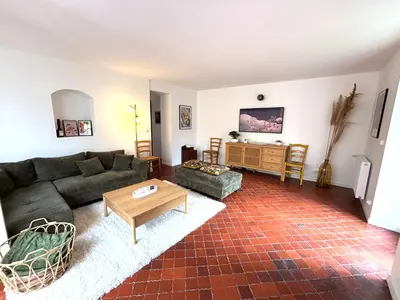 Coin salon dans l'établissement Villa des Malons - Maison à 100m de la plage